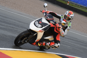 Aprilia adds a new member to its Sports family; unprecedented in the Indian two-wheeler segment