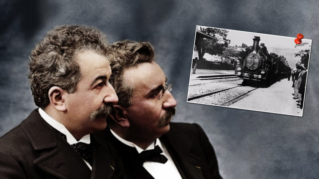 Les frères Louis et Auguste Lumière ( en cartouche :insérée: une cliché tiré photo du film « L’Arrivé d’un train en gare de La Ciotat »)