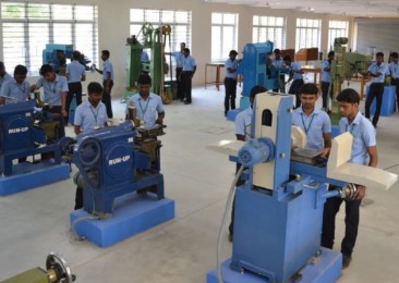 Maschinenbau Der Kern der indischen Industrie