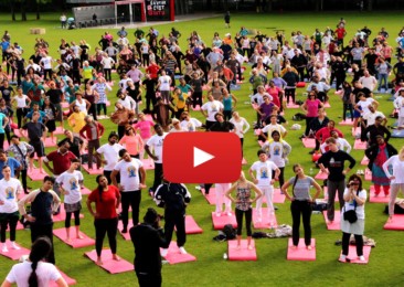 En marge de la Journée internationale du yoga à Paris