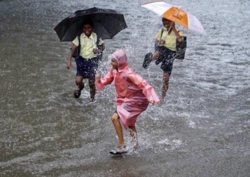 India welcomes monsoon 2016