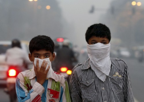 India struggles with air pollution