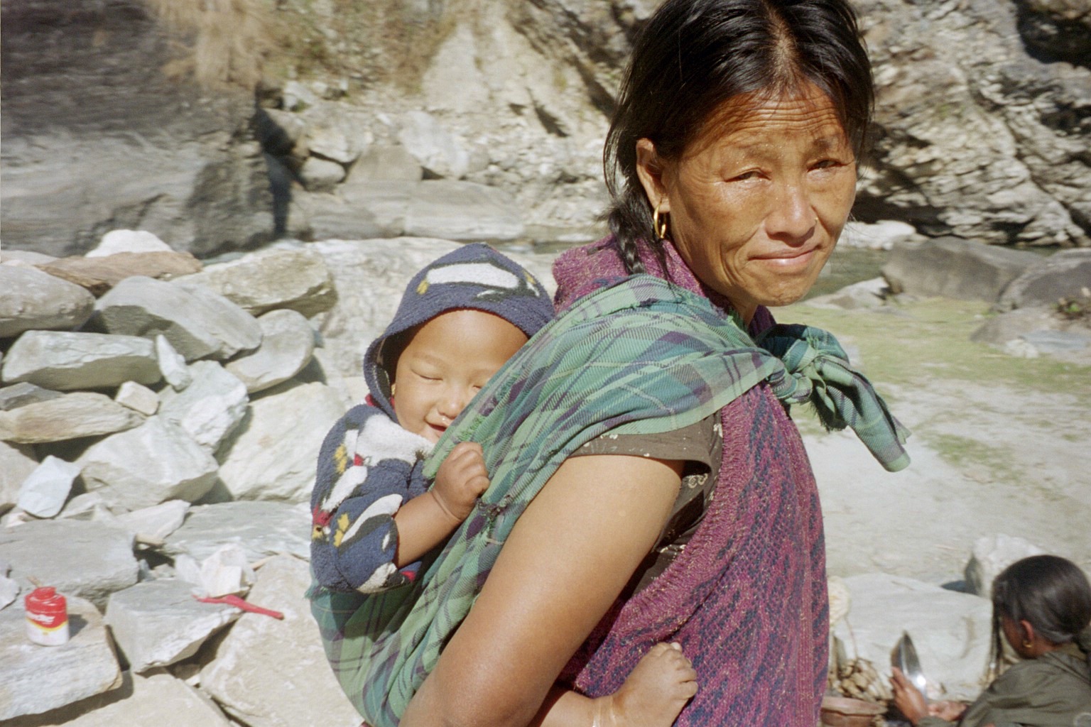 Nepalese-woman-with-baby