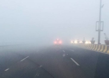 Diwali leaves Delhi engulfed in severe pollution and smog