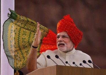 Narendra Modi to be the new face of Incredible India campaign