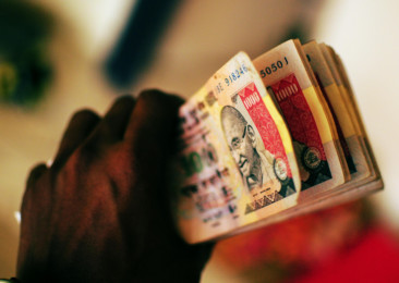 Further restrictions on cash transactions in India