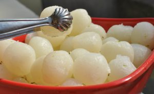 Rasgullas are delicious treats of those with a sweet tooth