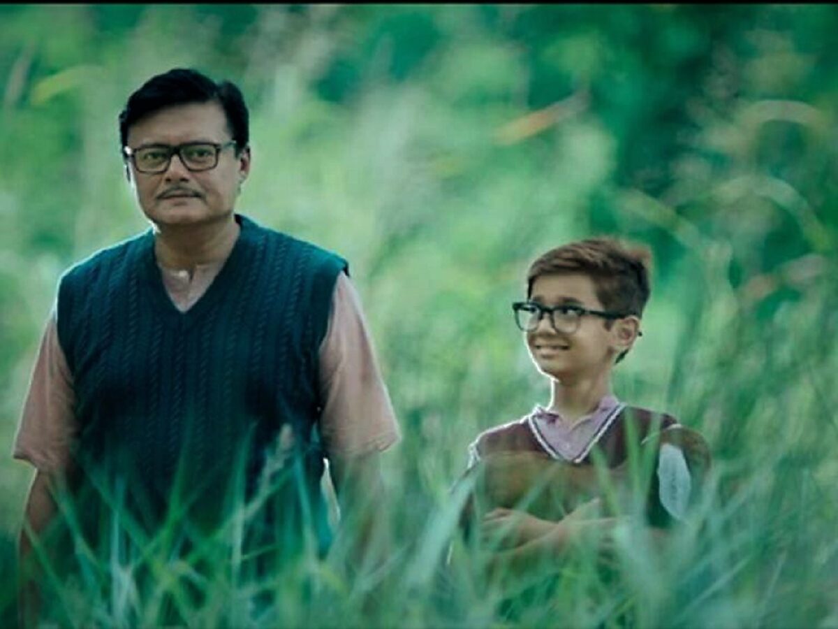 In 'Jagga Jasoos' new still, Ranbir wins heart with his school kid avatar
