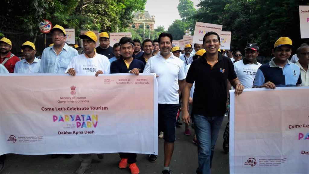 Civilians in Kolkata organised a heritage walk to promote tourism