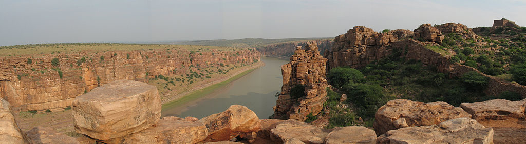 Gandikota's natural beauty in its gorge has led it to the nickname of India's 'Grand Canyon'