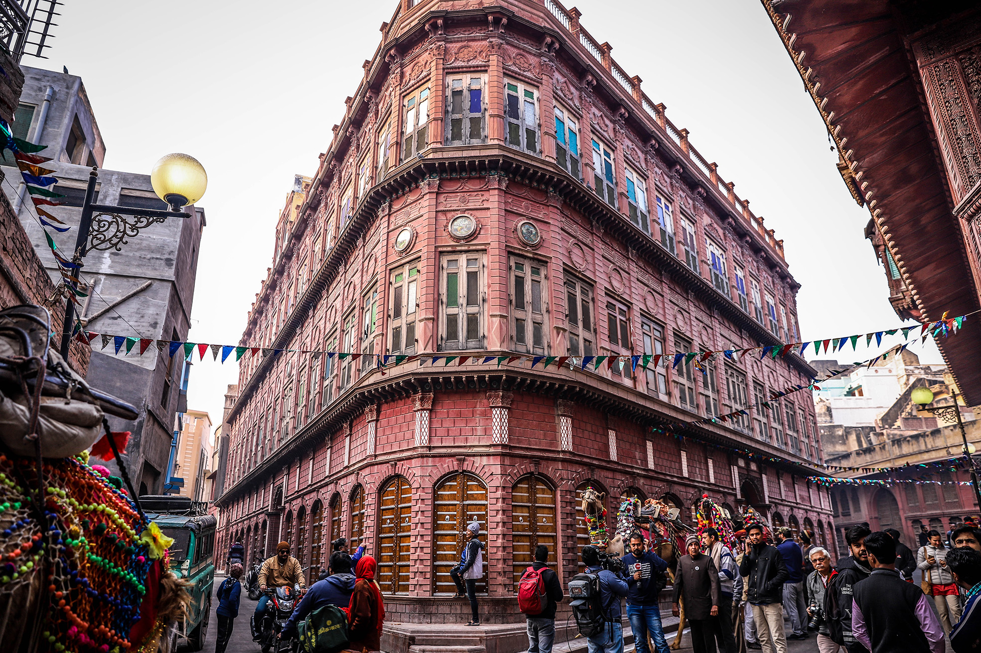 The historic lanes of Rampuria havelis - Media India Group