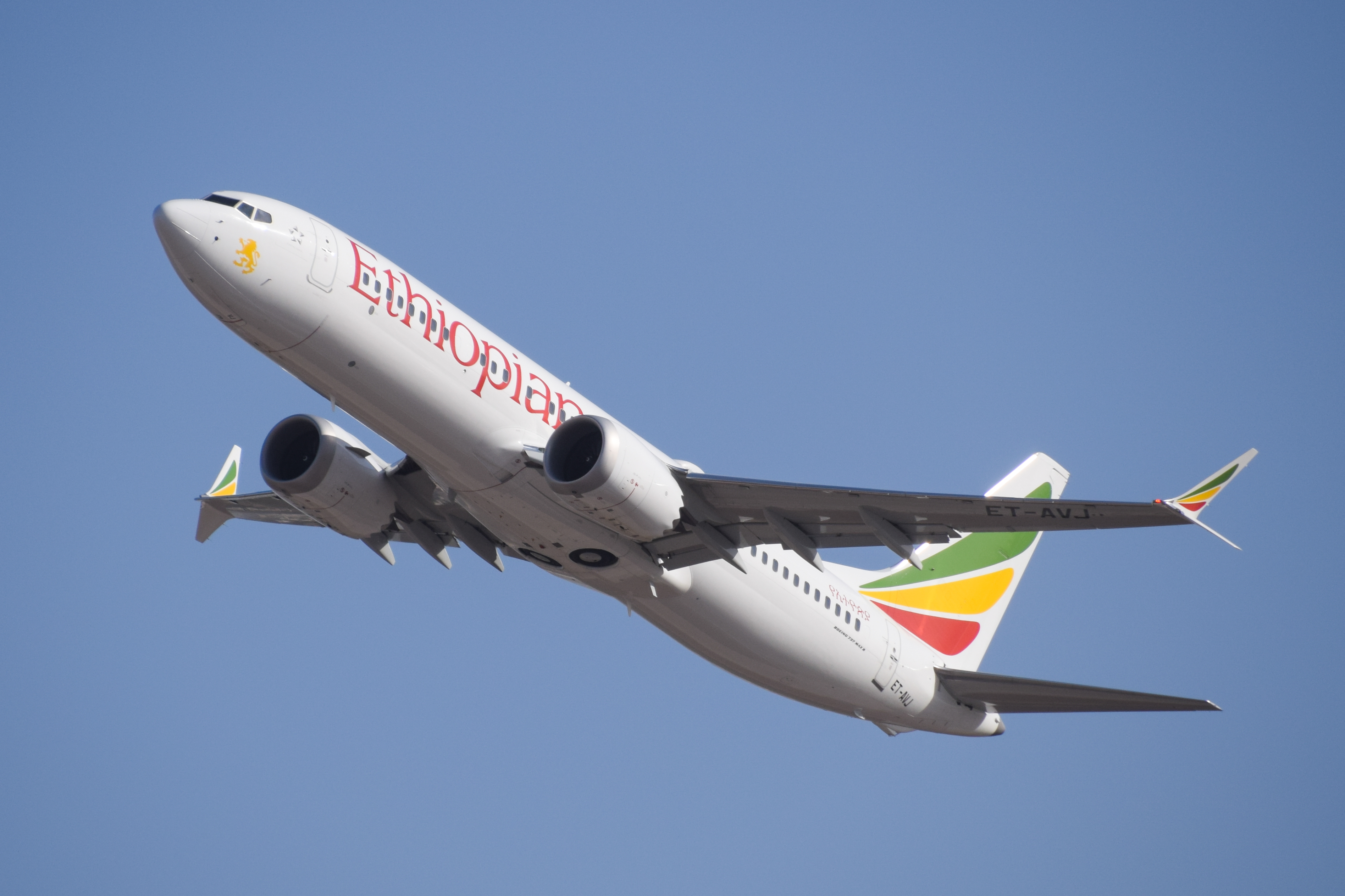 ethiopian_airlines_et-avj_takeoff_from_tlv_46461974574