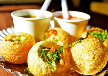 The good old golgappas, and the new ones