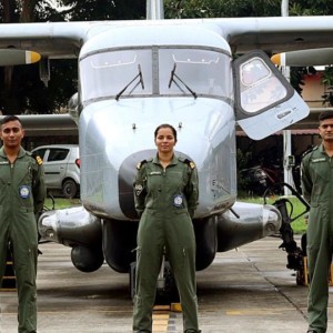 La première femme pilote dans la marine indienne