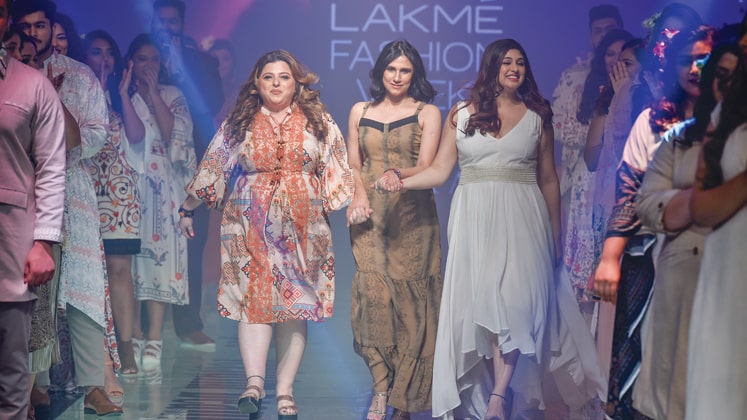 Pretty & plucky but not ‘plus size’ models