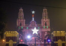 Devotees throng churches to celebrate Christmas
