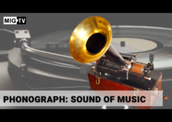 Phonograph: Sound of Music