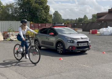 Coloured lights on cars enhance cyclist safety: Glasgow University