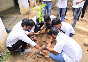 Community service projects by students improve lives, but momentum often fades