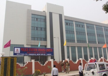 Delhi lawyers up in arms against LG rule on police appearance in courts