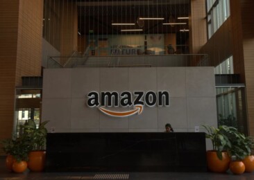 AI impact on global workforce deepens as Amazon cuts 30,000 jobs 