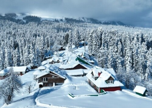 Kashmir’s Snow Trails: A Guide to the Best Winter Treks