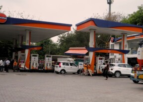 With mounting cost of fossil fuels on households, 350.org calls for urgent clean energy shift