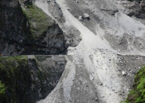 India’s mountains continue to crumble despite years of warnings