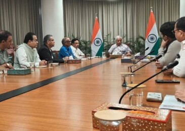 AIMRA, AICPDF back down on ‘No UPI Day’ after meeting with FM 
