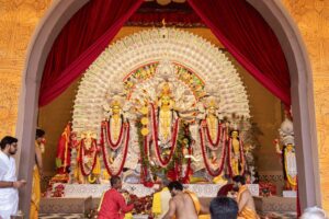 ‘Sindoor Khela’: A Bittersweet Farewell to Durga in Delhi