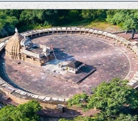 A temple in Morena that resembles the Indian Parliament